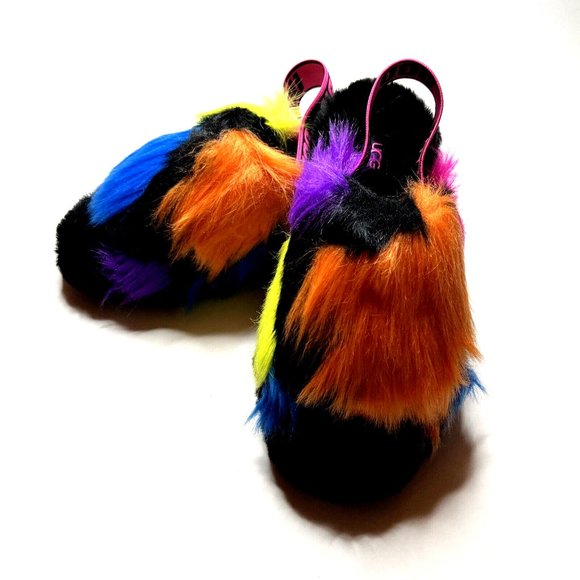 NWOB UGG Fluff Yeah Party Spots Slide Sandals Size 6 Multicolor Sheepskin - Picture 4 of 8